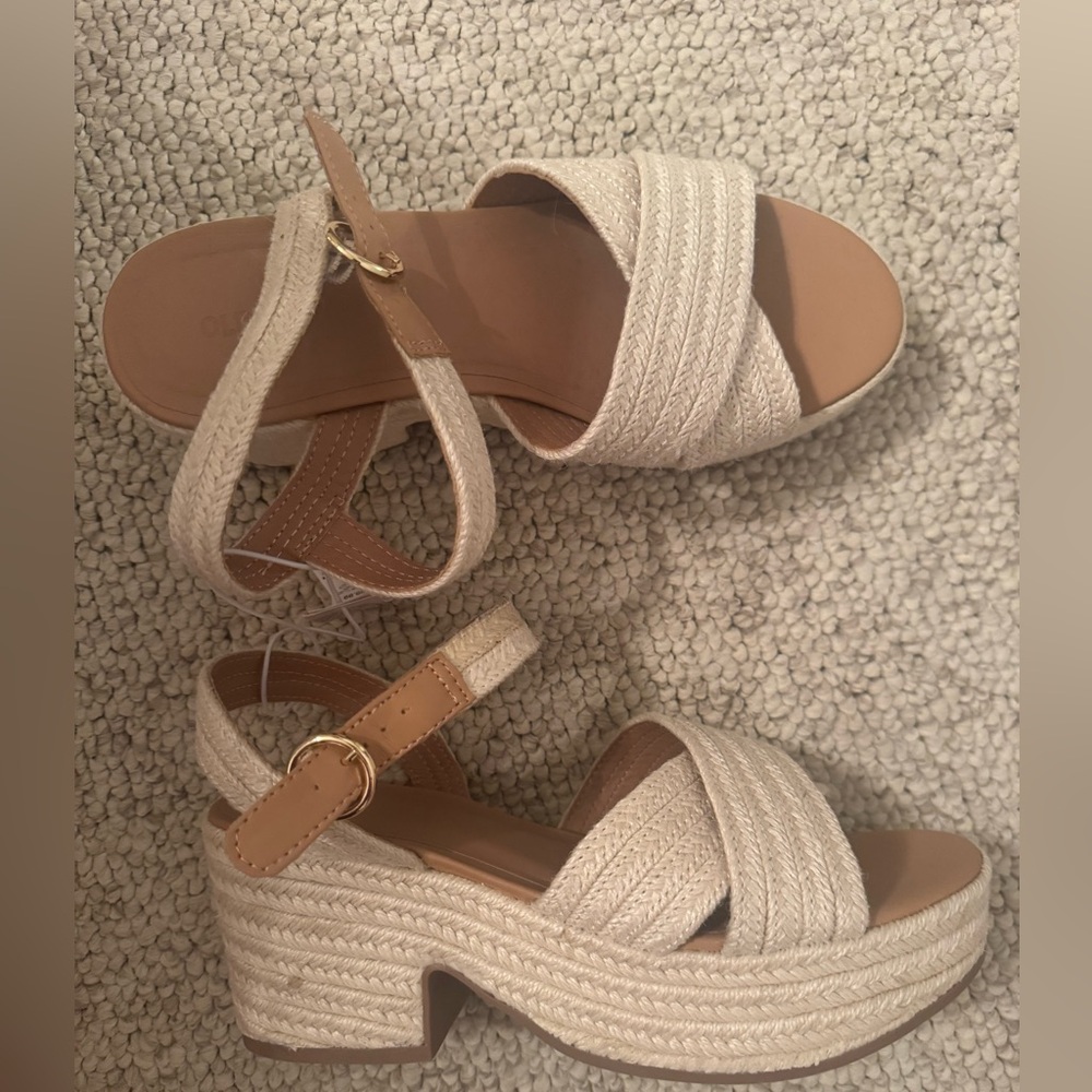 Old Navy Espadrille Cross-Strap Platform Sandals